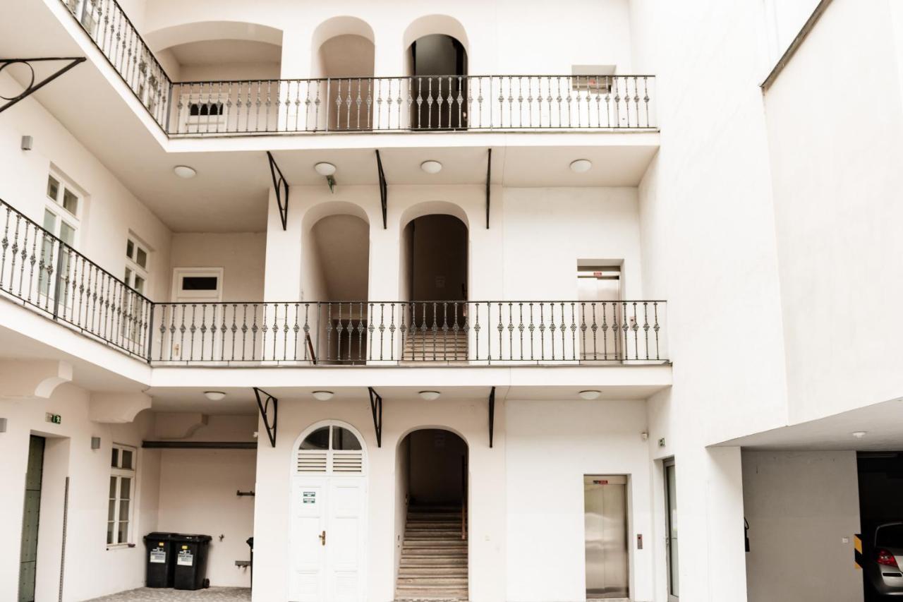 Apartment Gesse Kollarova Praha Eksteriør bilde
